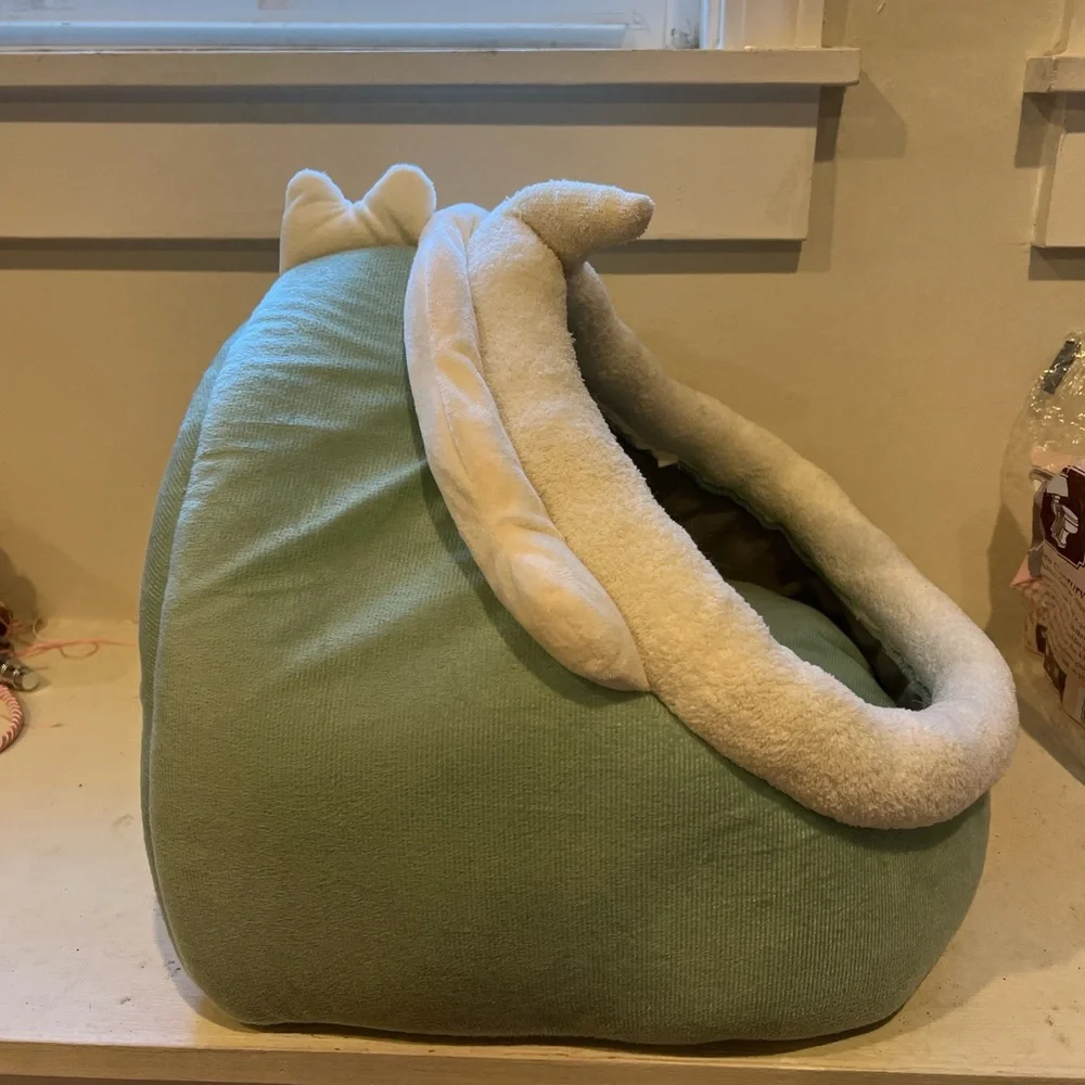 Cozy Green Cat Bed with White Trim